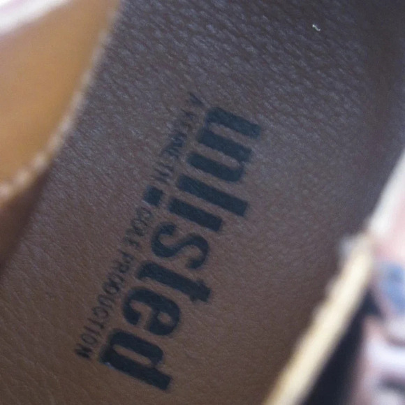 UNLISTED by Kenneth Cole Film Star Tassel Heel Ankle Booties Shoes Size 9 Wide - Picture 13 of 14